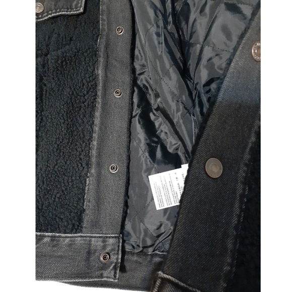 💎NWT Levi's Black Sherpa Ex-Boyfriend Trucker Jacket - Picture 6 of 12